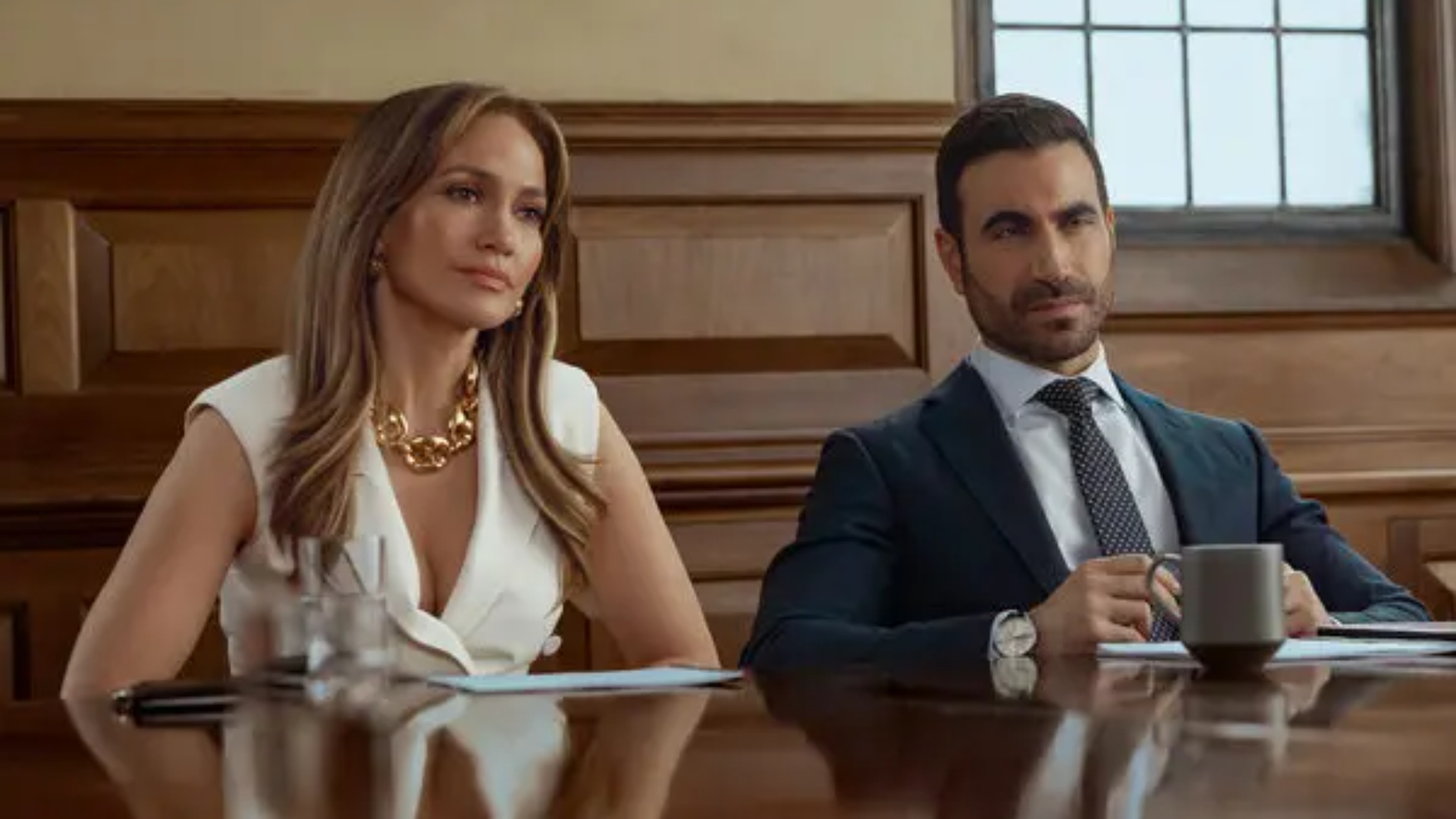rikthimi-qe-zhgenjeu-filmi-i-ri-i-jennifer-lopez-perballet-me-kritika-te-ashpra