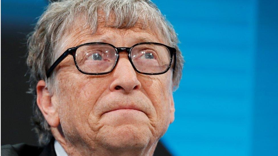 nje-nder-njerezit-me-te-pasur-ne-bote-por-do-te-habiteni-kur-te-zbuloni-se-sa-kushton-ora-e-bill-gates