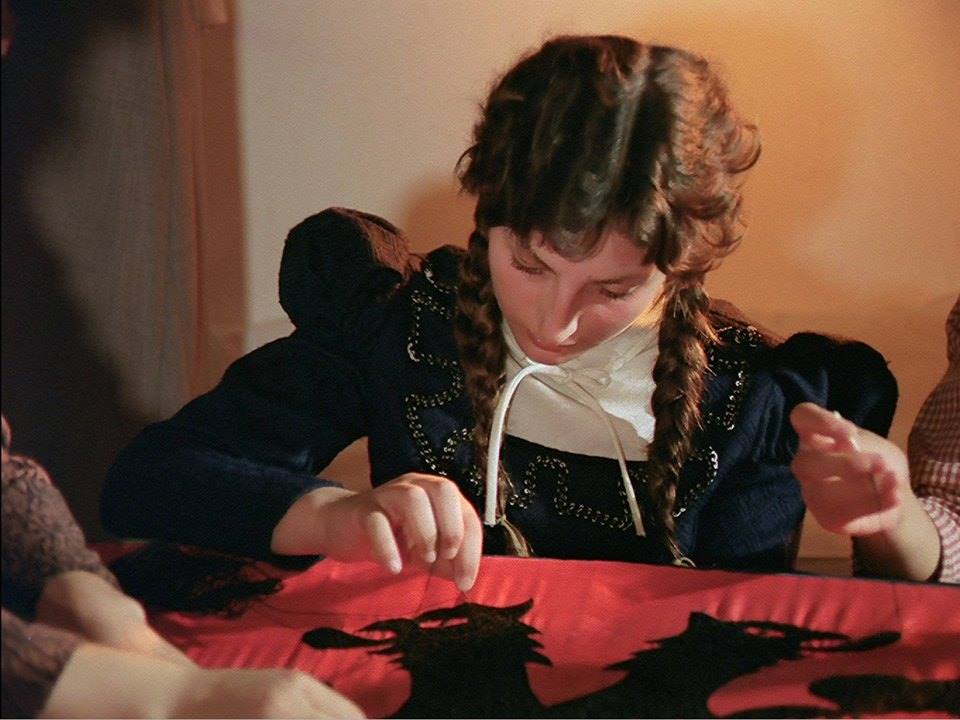 kush-e-qendisi-flamurin-e-pavaresise