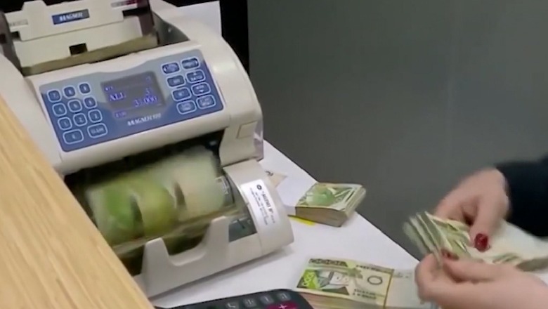 pagesat-cash-drejt-ndalimit-nese-jane-siper-kesaj-shume