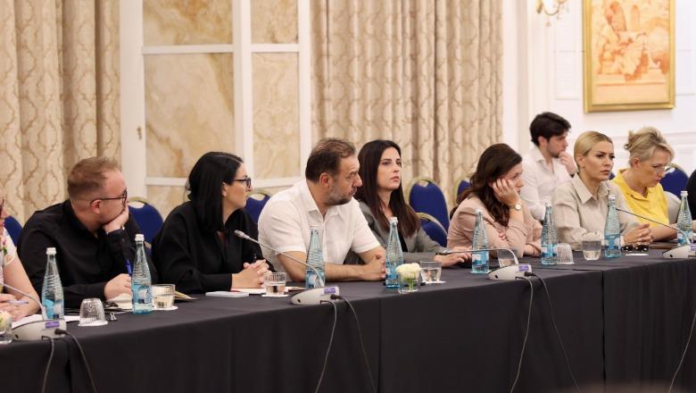 Zbulohet pjesa  e fshehtë  e takimit me Bashkinë e Tiranës  Balluku drejton mbledhjen me tonet kritike  S keni bashkëpunuar me qeverinë 