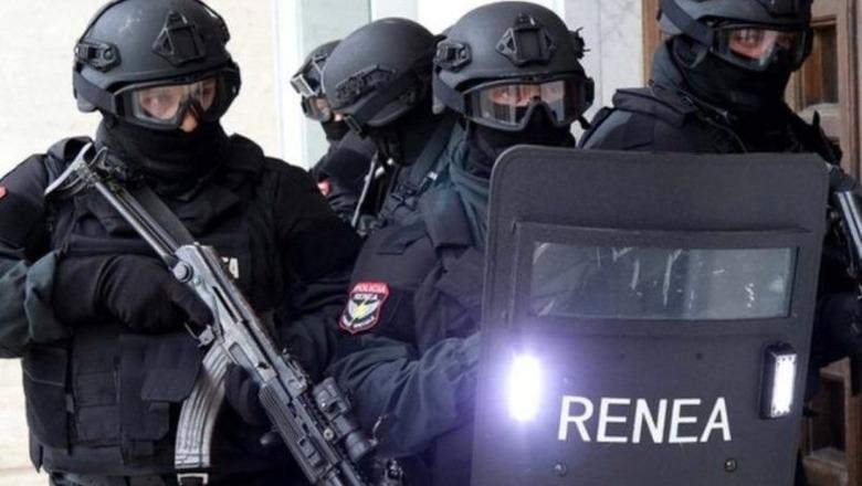 e-befasishme-kontrolle-ne-lezhe-per-personat-ne-kerkim-renea-dhe-policia-e-shtetit-krehin-banesa-e-biznese