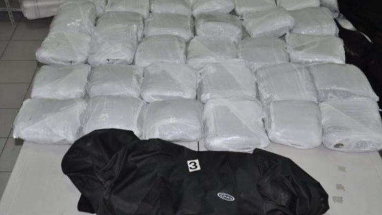 Ja si funskiononte grupi i Visit të Pojës në Itali  trafikoi 1 3 tonë kokainë drejt vendit fqinj  Gjykata e Breshias lëshoi 24 masa arresti