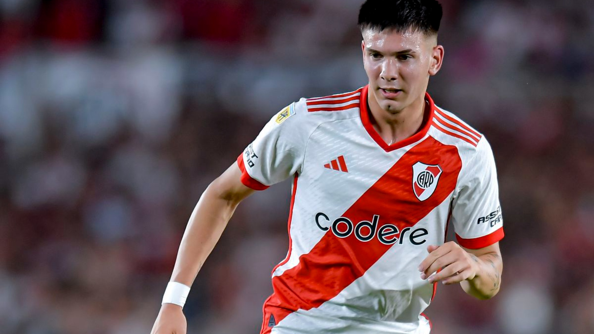 reali-nuk-pret-me-zyrtarizon-talentin-qe-theu-rekordet-ja-kush-eshte-futbollisti-i-njohur