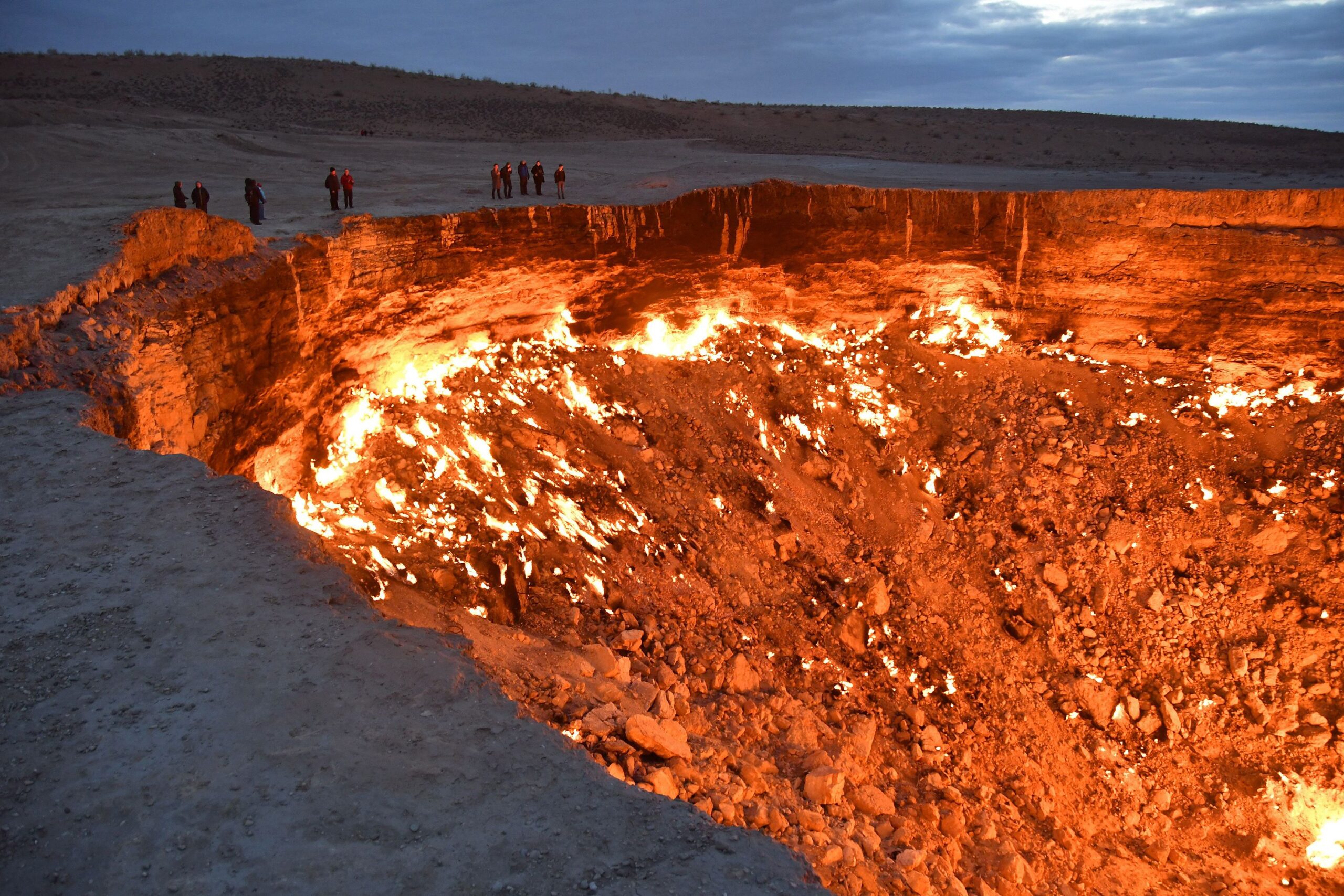 Turistët udhëtojnë me orë të tëra për të parë këtë fenomen të pazakontë natyror     Porta e Ferrit  drejt SHUARJES  