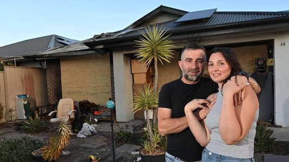 hyri-ne-shtepi-dhe-rrezikoi-jeten-e-tij-shqiptari-hero-ne-australi-shpeton-fqinjin-nga-flaket