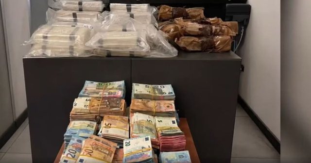 shqiptari-kapet-me-presh-ne-duar-merr-270-mije-euro-pasi-dorezoi-drogen-ne-itali