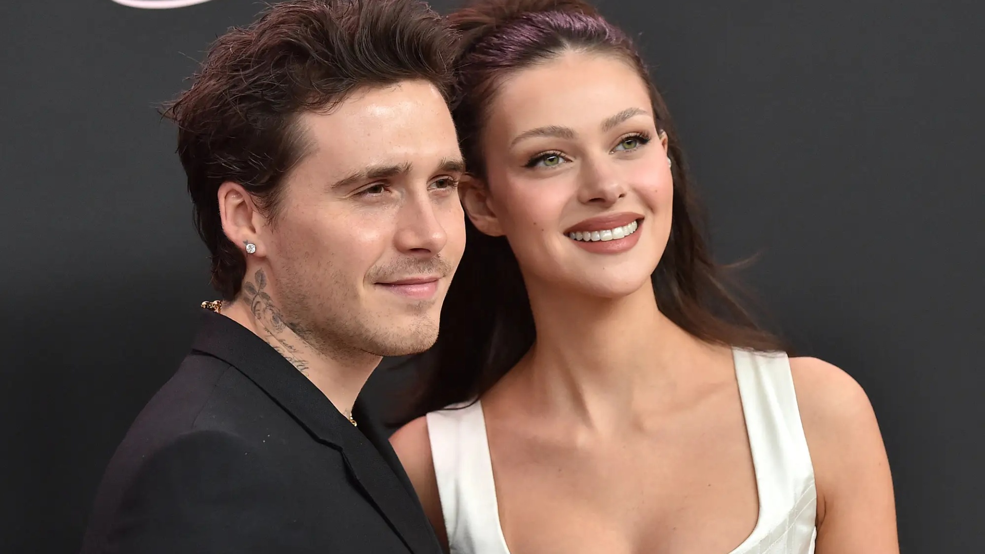 Ofera e FRIKSHME për Brooklyn dhe Nicola për të zbuluar sekretet e familjes Beckham nga 