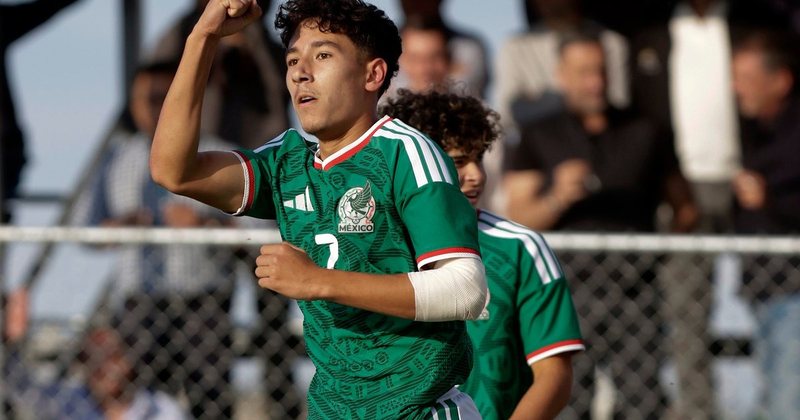 e-papritur-futbollisti-shqiptar-debutonin-me-kombetaren-e-meksikes