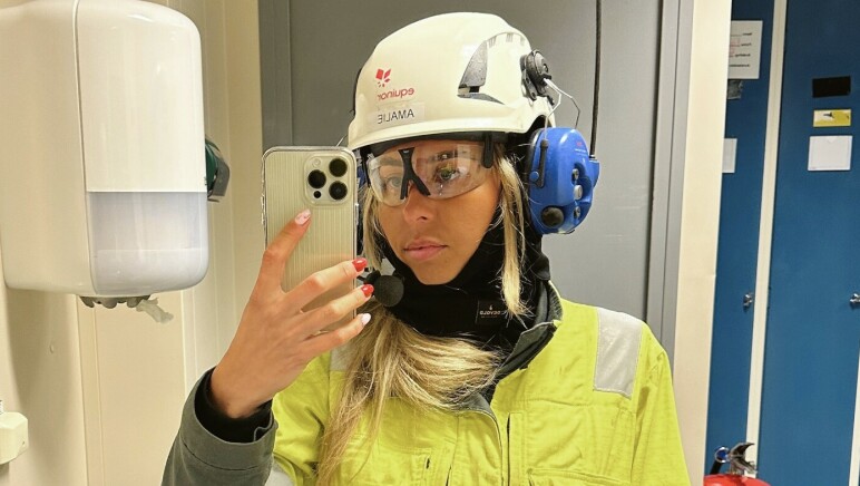 A do guxonit ta bënit edhe ju  Vajza me profesionin më të RREZIKSHËM në botë 