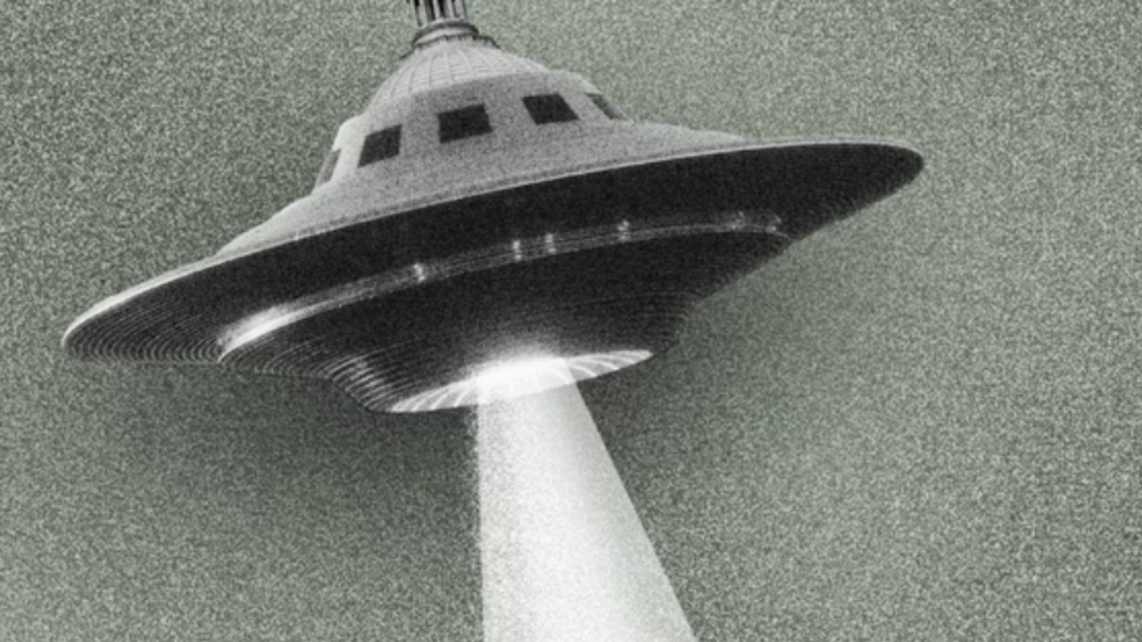 pentagoni-publikon-dosjet-sekrete-te-ufo-ve-eksperti-i-it-se-ka-gjera-atje-qe-nuk-i-kuptojme-nuk-cuditem-nga-jashtetokesoret
