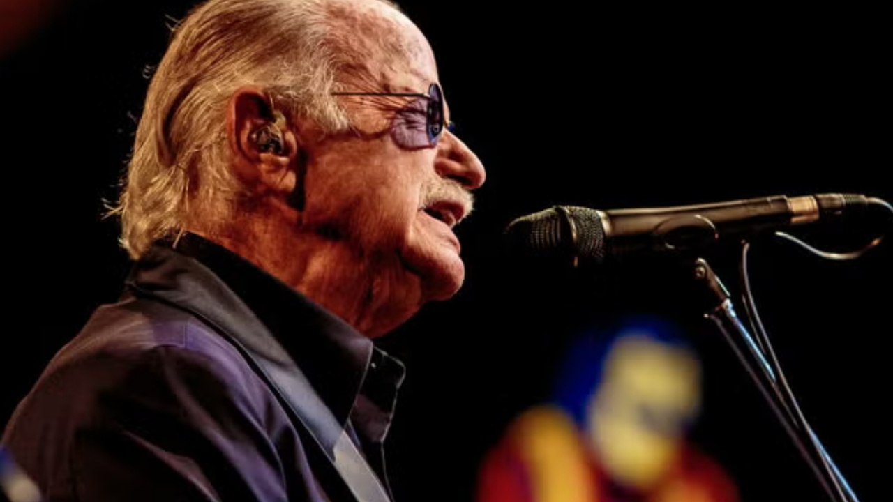 arti-italian-ne-zi-shuhet-kantautori-i-njohur-dhe-ikona-e-muzikes-pop