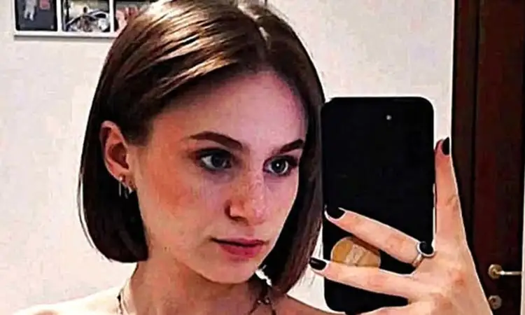  Dinte gjithçka  por heshti   Hetimet për vrasjen e Ilaria Sulës  E ëma e autorit të dyshuar ndihmoi në fshehjen e krimit  akuzohet për   