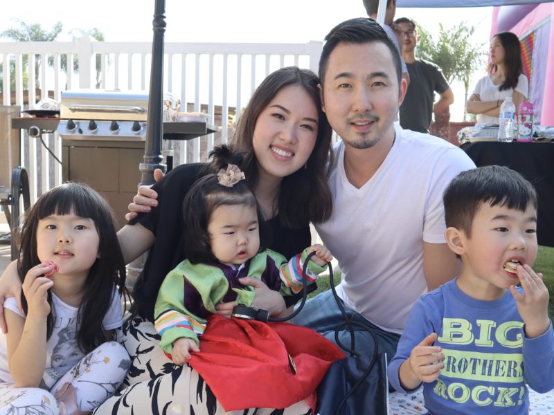 TRAGJEDI Influenceri i njohur humb djalin 5 vjeçar pas një rasti të rëndë gripi 