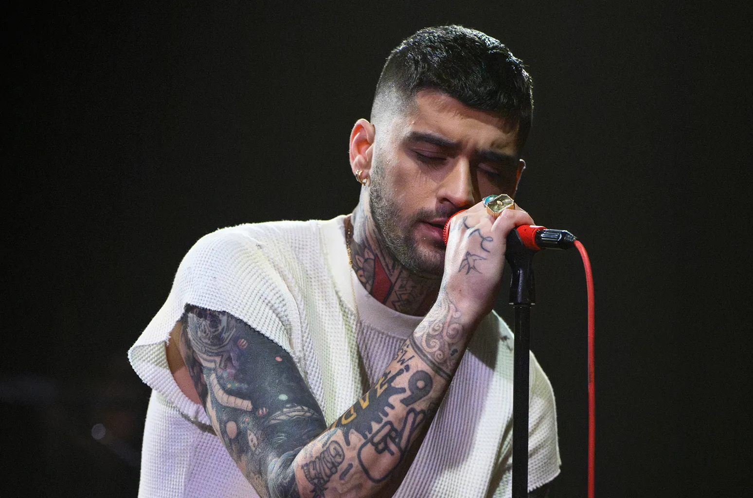 Zayn Malik bën një njoftim SHKATËRRUES për turneun e tij  Fansat zemërthyer 