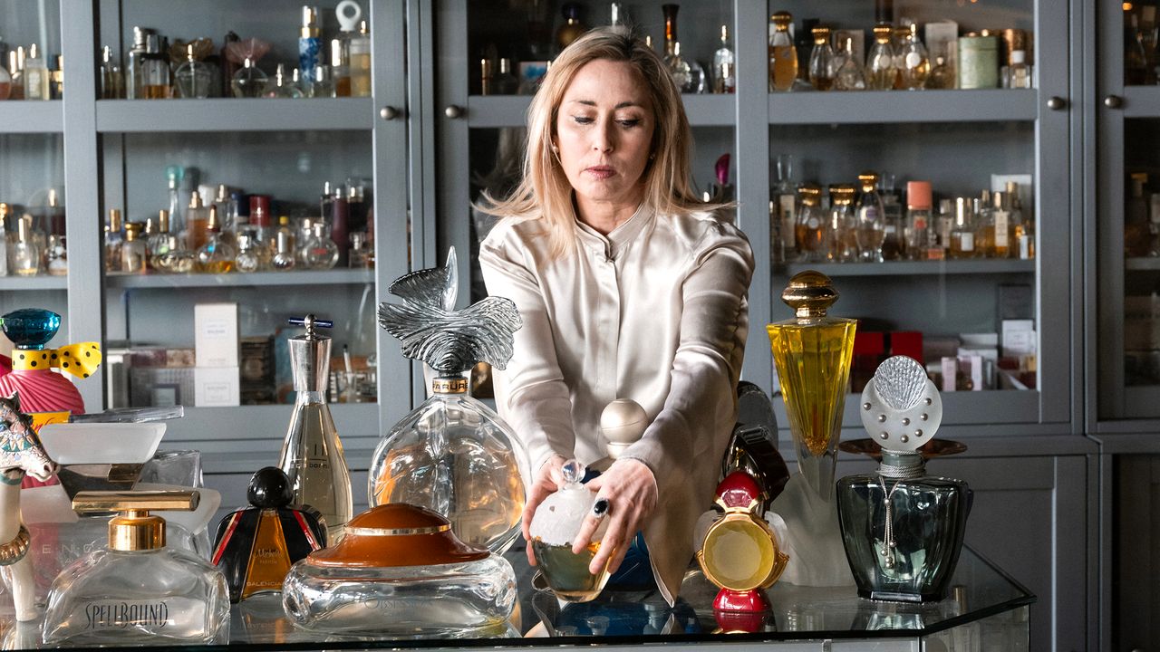 historia-e-pazakonte-e-gruas-qe-ruan-aromat-e-rralla-te-zhdukura