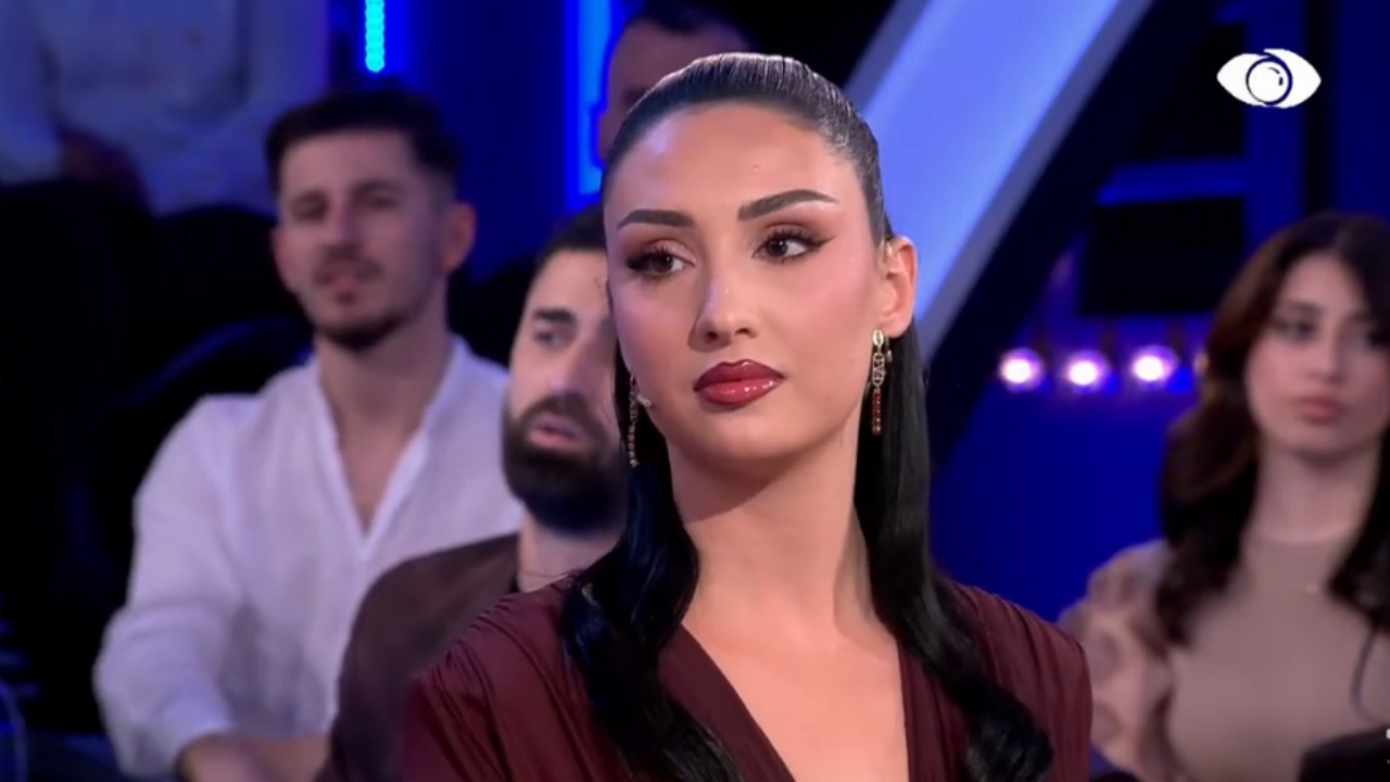 Kë shikon fitues  Fjalët e para të Stelinës pas daljes nga BBVip 5  I kam thënë që ditën e parë që është nisur për këtu   