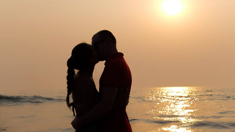 e-pazakonte-kodi-i-ri-penal-burg-deri-ne-6-vite-nese-ben-seks-gjate-udhetimeve-jashte-shqiperise