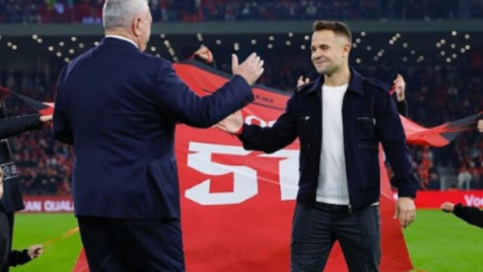 abrashi-e-mbyll-karrieren-ne-ish-mesfushori-i-kombetares-firmos-kontraten-e-re