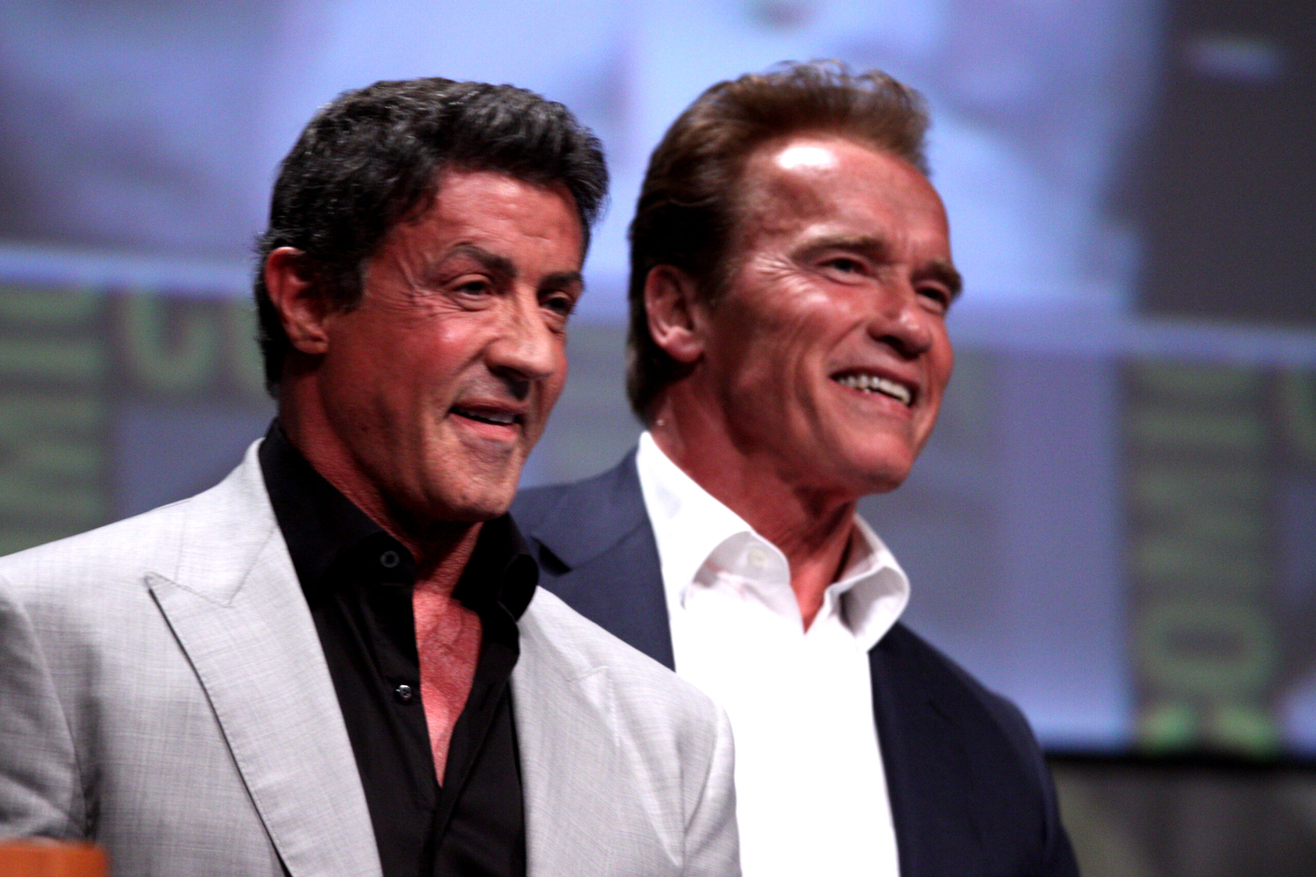 ishte-jete-a-vdekje-sylvester-stallone-rrefen-luften-20-vjecare-me-arnold-schwarzenegger-nuk-ishte-shaka