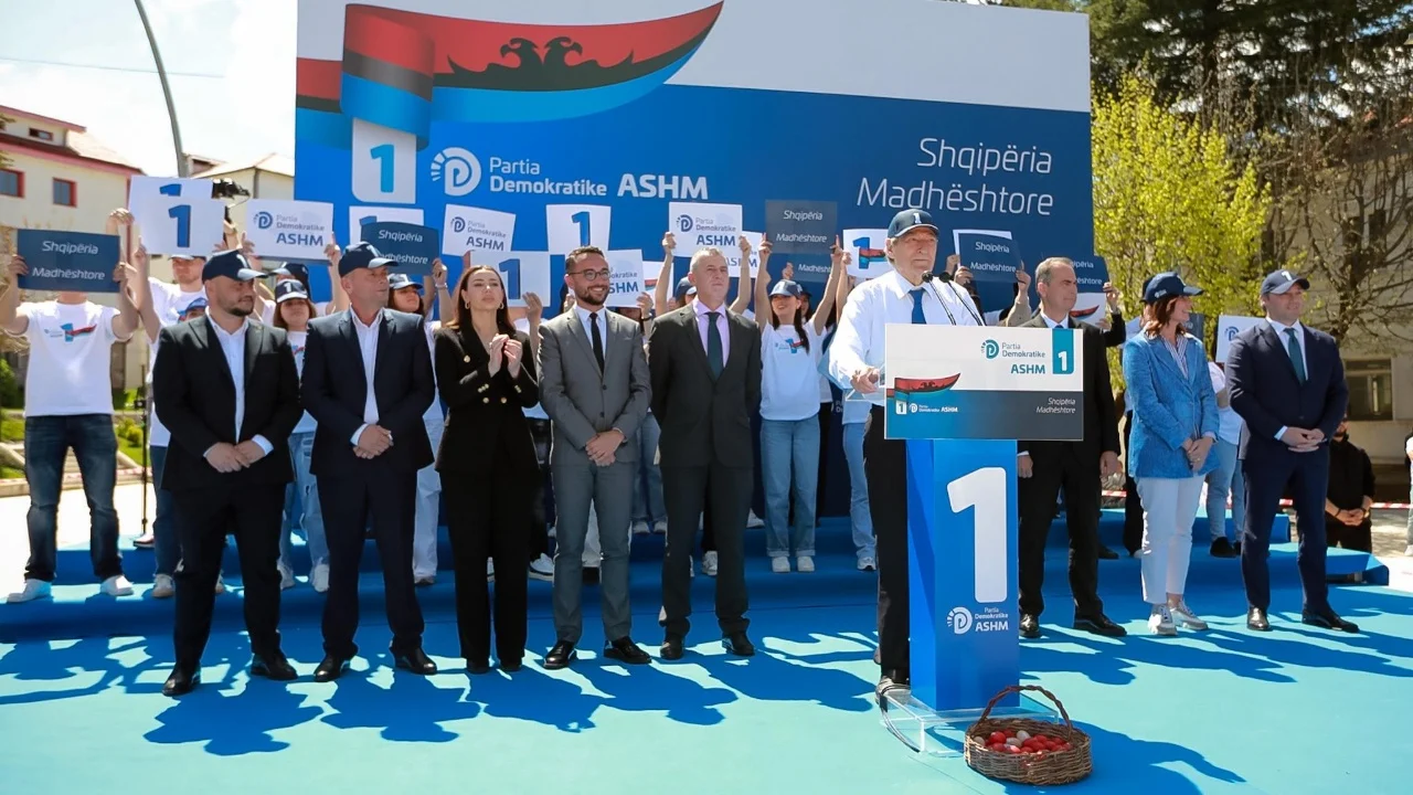  Në çdo fjalim thotë rroftë e qoftë Altin Dumani   Berisha nga Puka  Po të mos ishte mercenari i SPAK  Veliaj do dukej lule para Ramës