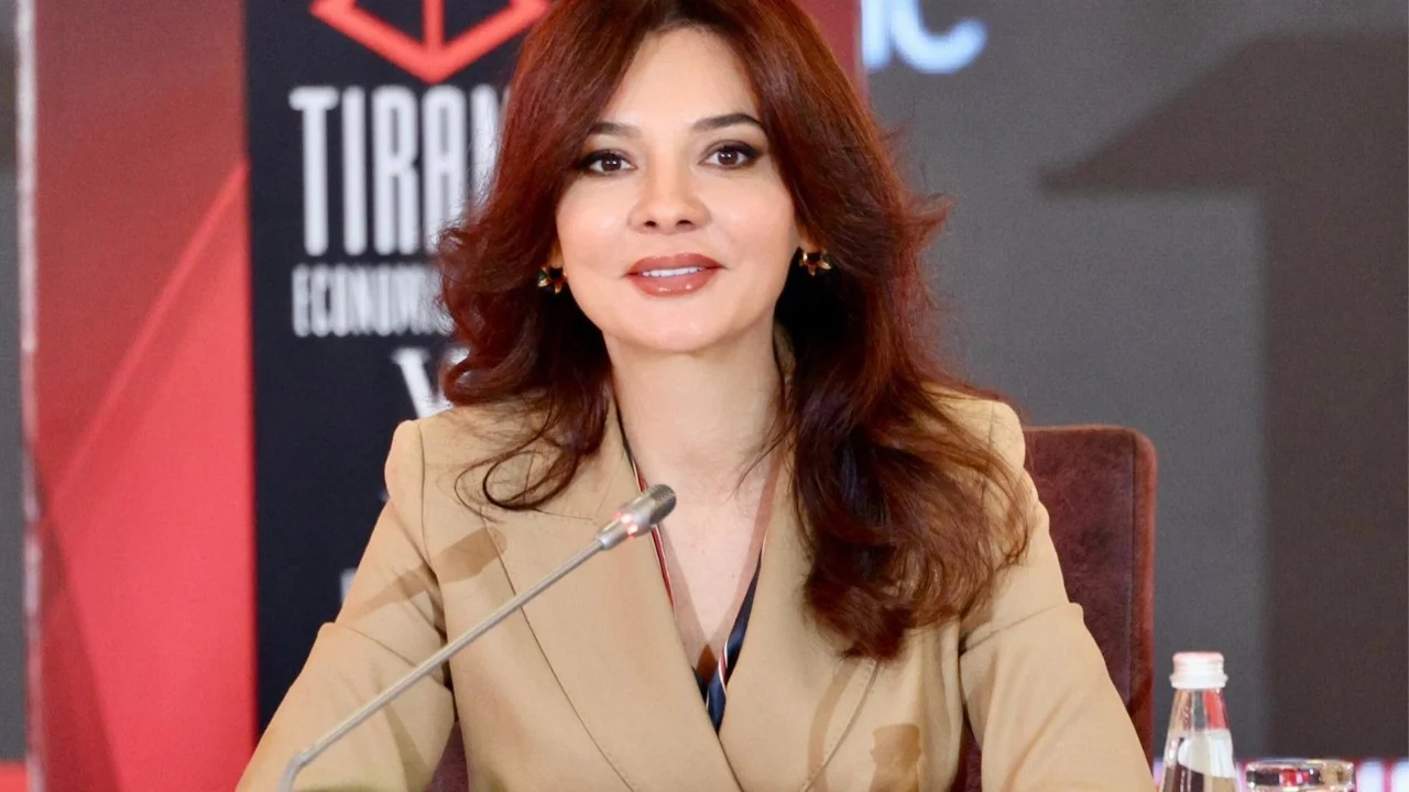 Spiropali dënon sulmet masive në Ukrainë dhe njofton vizitë në Kiev gjatë javës  Mbështetje e pakushtëzuar për Ukrainën