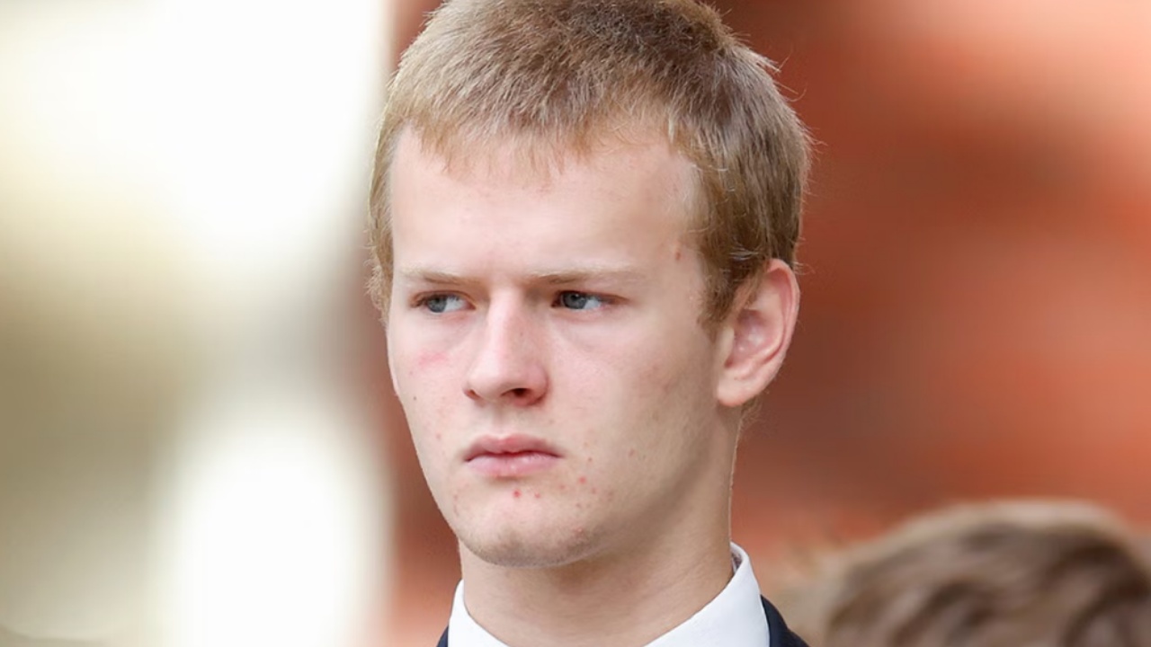 fotot-kush-eshte-albert-windsor-beqari-me-i-kerkuar-i-britanise-eshte-vetem-18-vjec