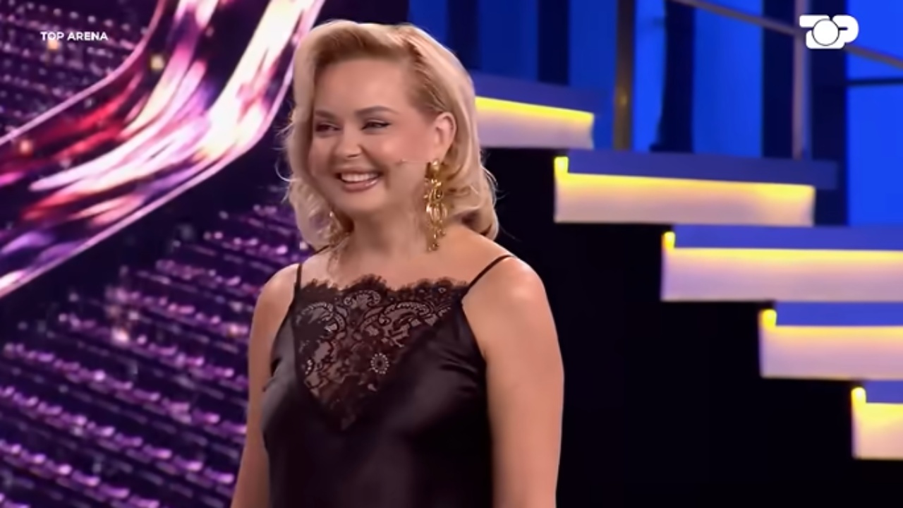 veshja-me-e-shtrenjte-ne-garderobe-sipermarresja-e-njohur-nuk-themi-cmime-se-na-vjen-spak-u