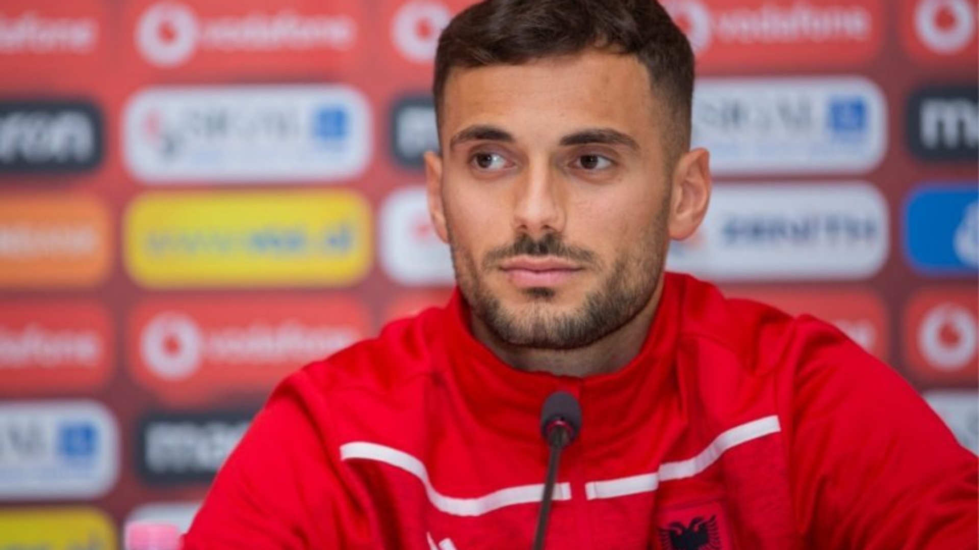 nedim-bajramit-i-kthehet-buzeqeshja-te-rangers-e-kaluara-eshte-e-kaluar-i-lumtur-qe-tani