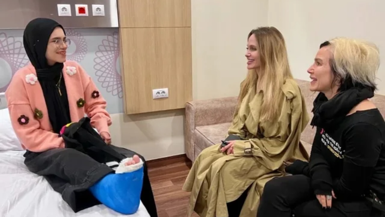 nena-ime-u-vra-bisedat-prekese-te-angelina-jolie-me-nje-femijet-palestineze