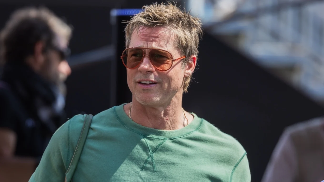 vivienne-ne-gjykate-per-te-hequr-mbiemrin-pitt-nga-emri-i-saj