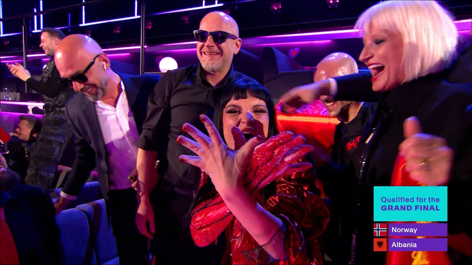 puthje-mes-emocionesh-ne-eurovision-beatrice-feston-kualifikimin-ne-finale-me-partnerin-italian