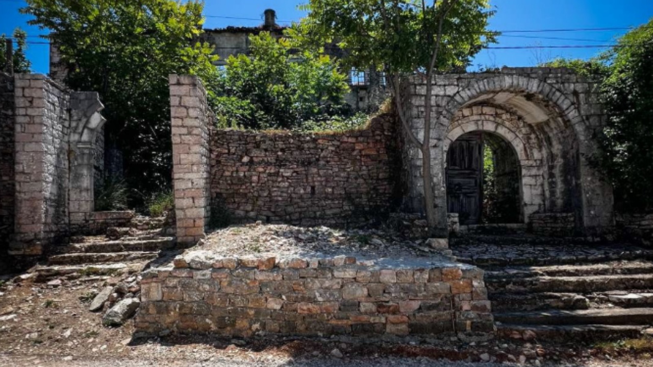 Konispoli shpallet Ansambël Historik  Ministri Gonxhja  Përfaqëson një identitet të rrallë urban dhe kulturor 