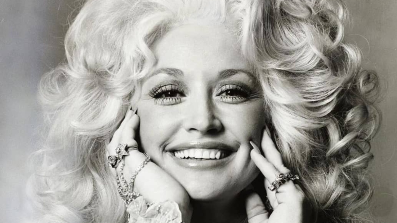 historia-e-vertete-pas-jolene-kenga-hit-e-dolly-parton-qe-lindi-nga-xhelozia