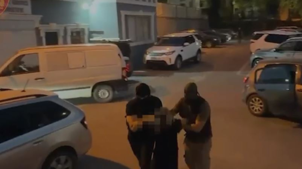 EMRI  Arrestohet 26 vjeçari në tiranë  Kishte mbërritur nga Kruja i armatos për të   