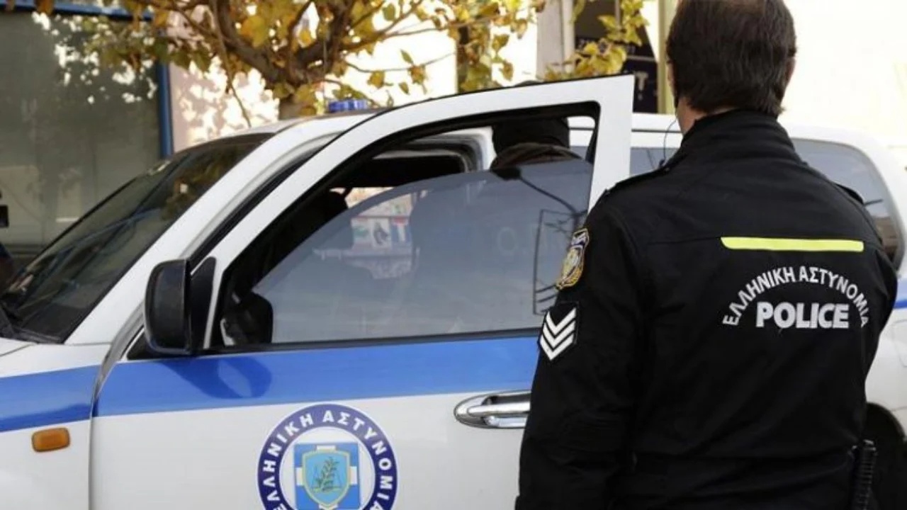 Tjetër krim TRONDITËS në Greqi  Shqiptari ekzekuton gruan me thikë para syve të fëmijëve dhe tenton t i japë fund jetës