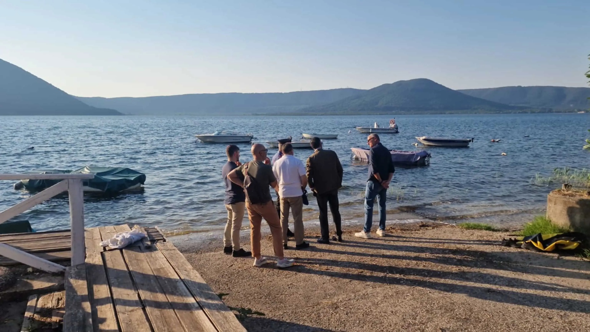 u-hodh-per-te-notuar-dhe-nuk-doli-me-zhduket-ne-liqen-bashkeshorti-i-ministres