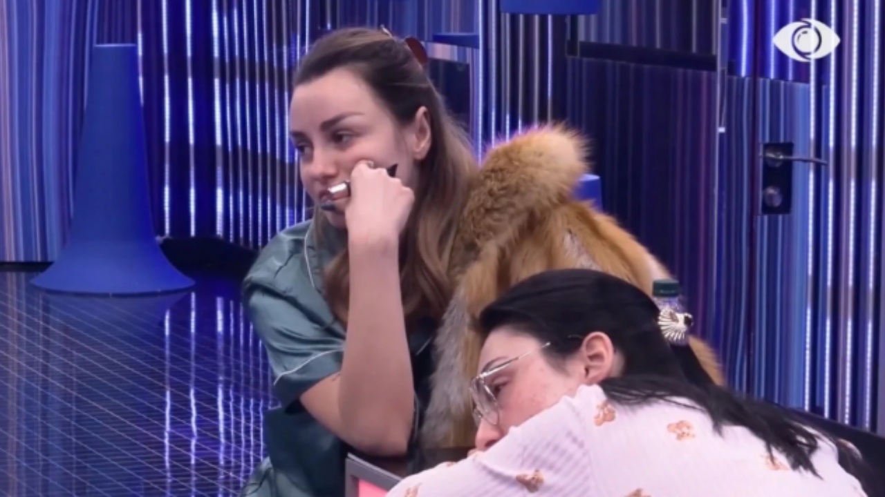  KUJDES   Çfarë ndodhi mes Inës dhe Stelinës gjatë sfidës  Të SHKUL flokët   