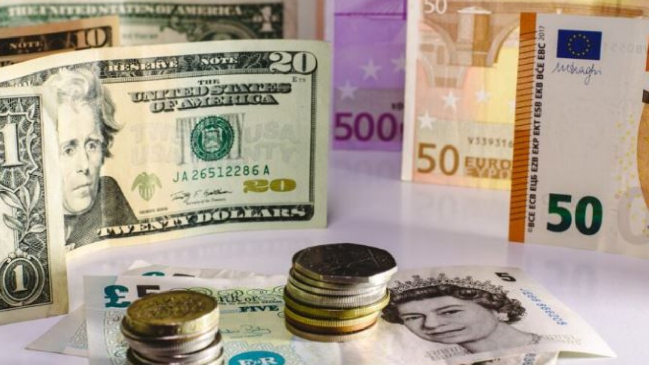 Këmbimi valutor  Çfarë po ndodh sot me monedhat e huaja 