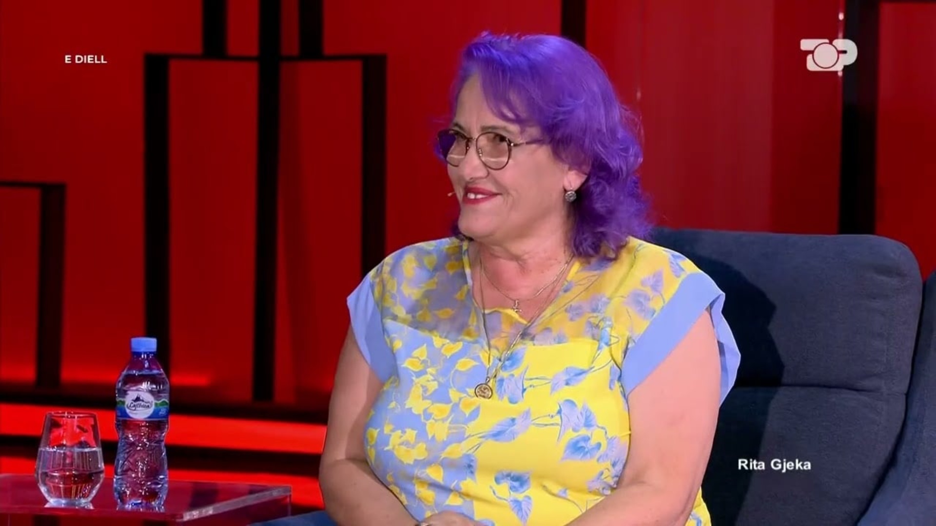  Më liroi vendin në teatër dhe      Rita Gjeka rrëfen si e ndihmoi Tinka Kurti   