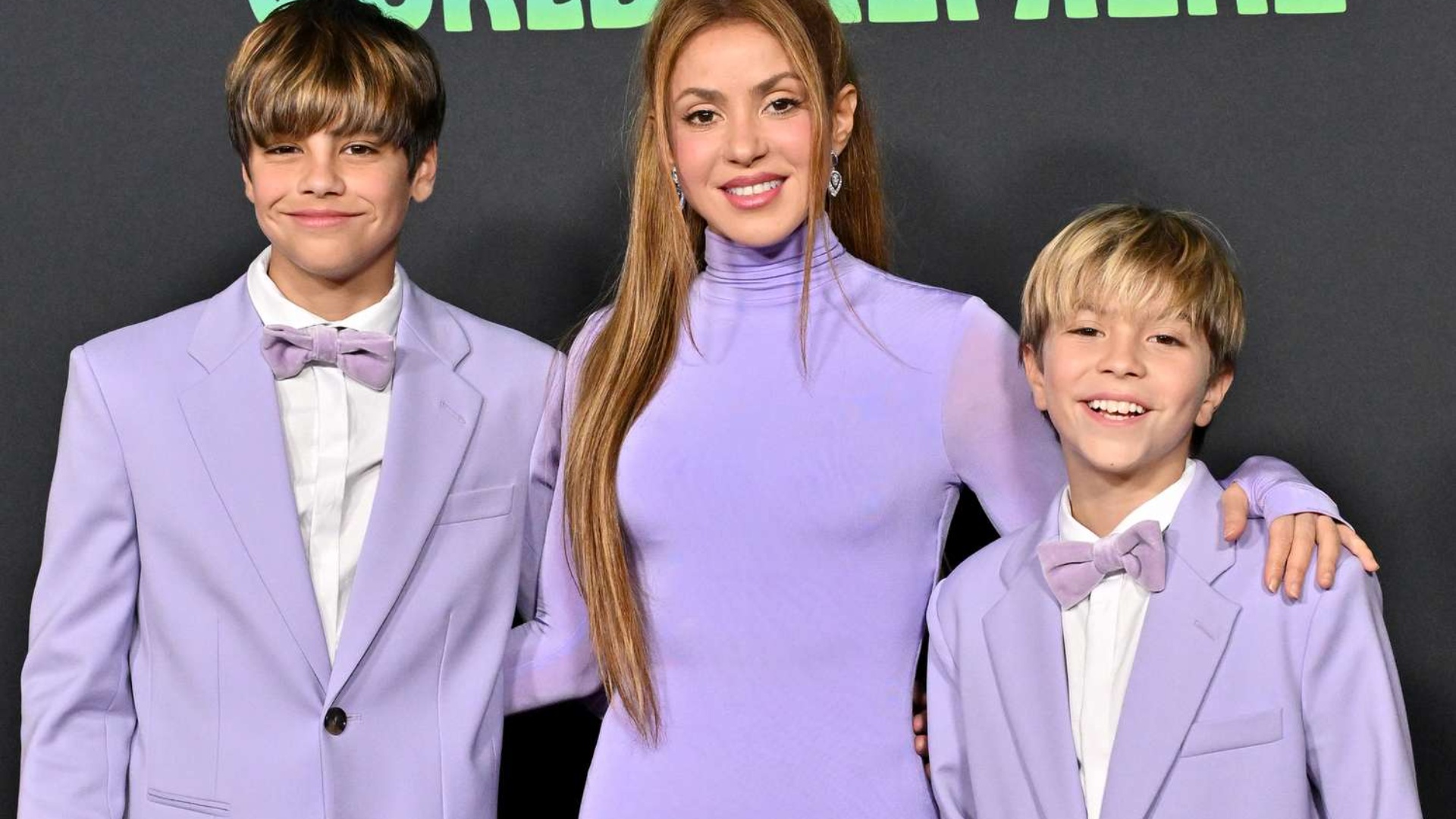 Shakira sets rules for the kids! No phones, no YouTube and...