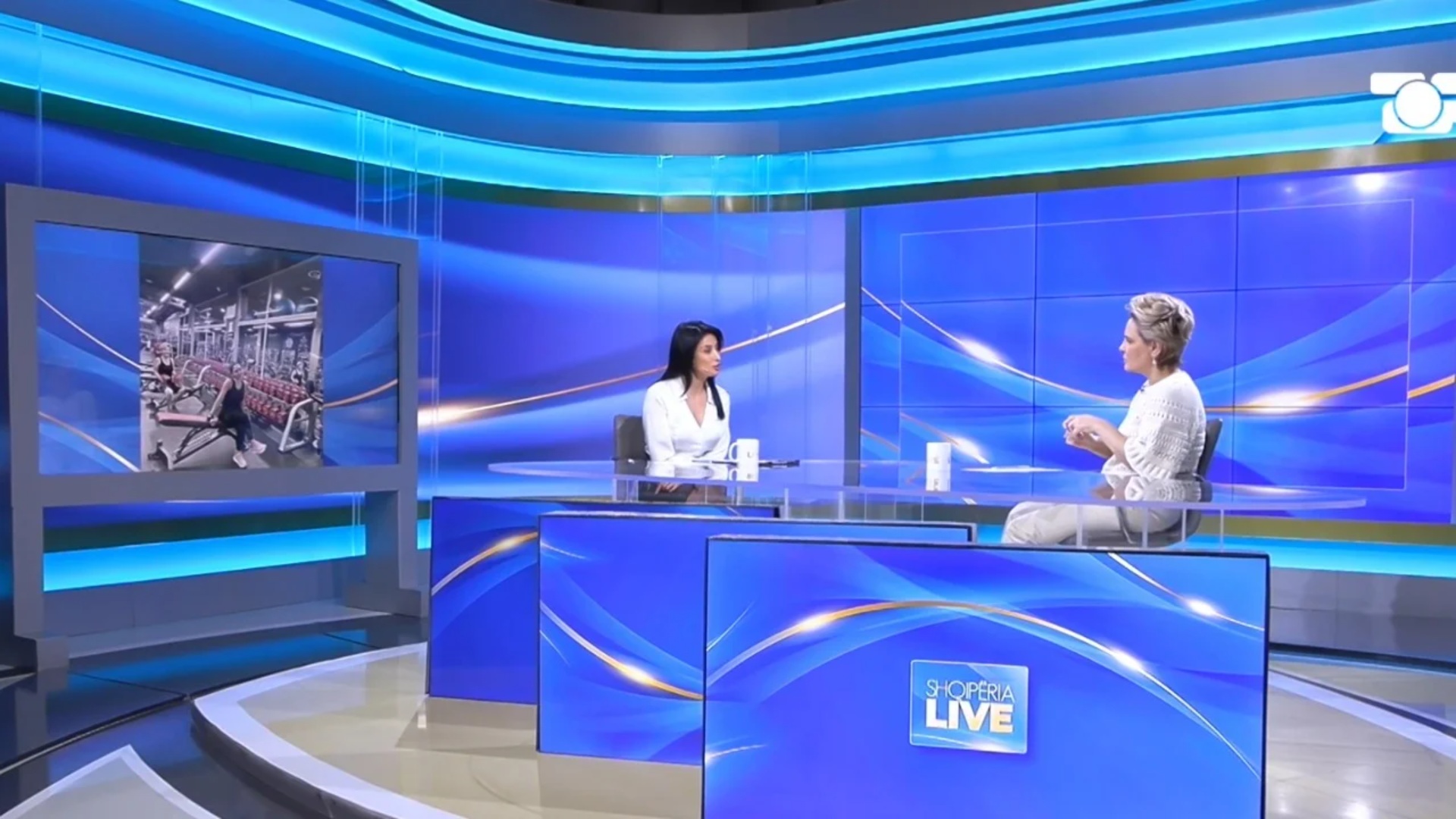 kur-del-ti-ne-tv-jemi-te-tmerruar-monika-kryemadhi-tregon-cfare-i-thone-femijet-per-daljet-e-saj-televizive