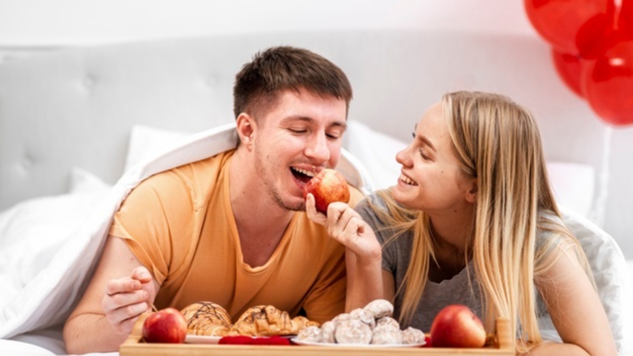 ushqimet-qe-permiresojne-shendetin-seksual-ja-cfare-duhet-te-konsumoni-per-nje-jete-intime-me-te-kenaqshme