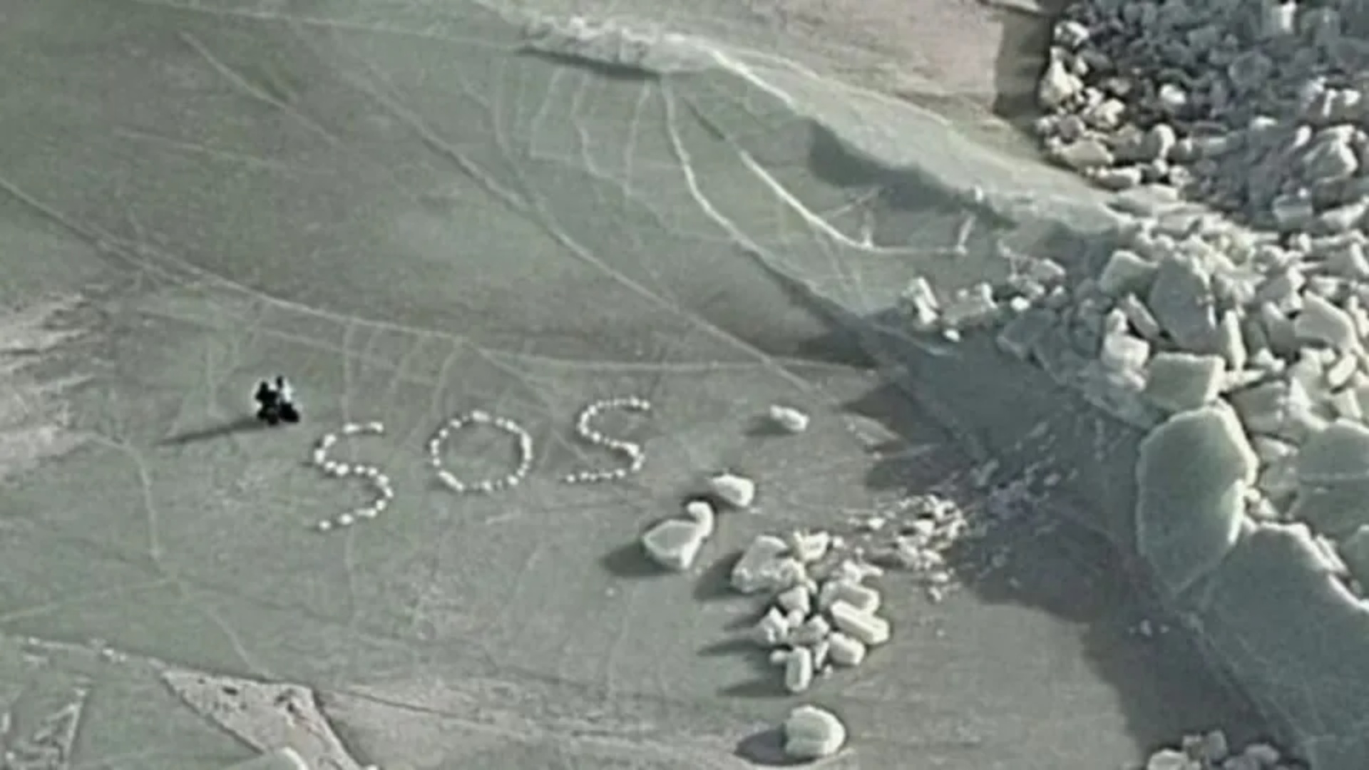 Mesazhi me AKULL shpëton dy skiatorë të bllokuar në DETIN e ngrirë Si u zhvillua operacioni i shpëtimit   