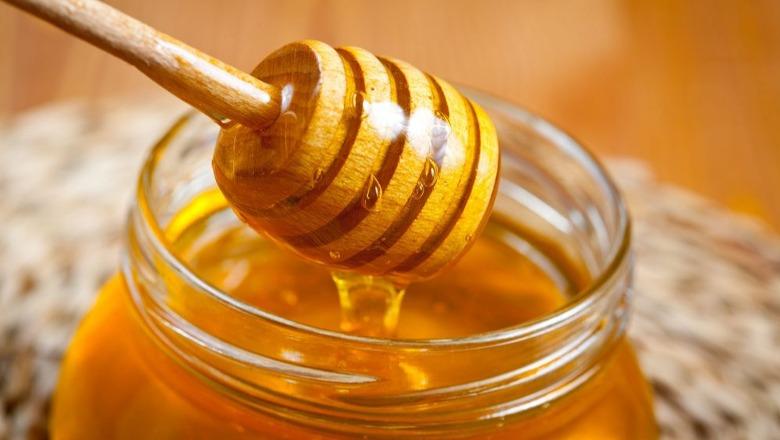 nga-arrat-te-mjalti-keto-jane-pese-ushqimet-qe-duhet-te-shtoni-ne-dieten-tuaj