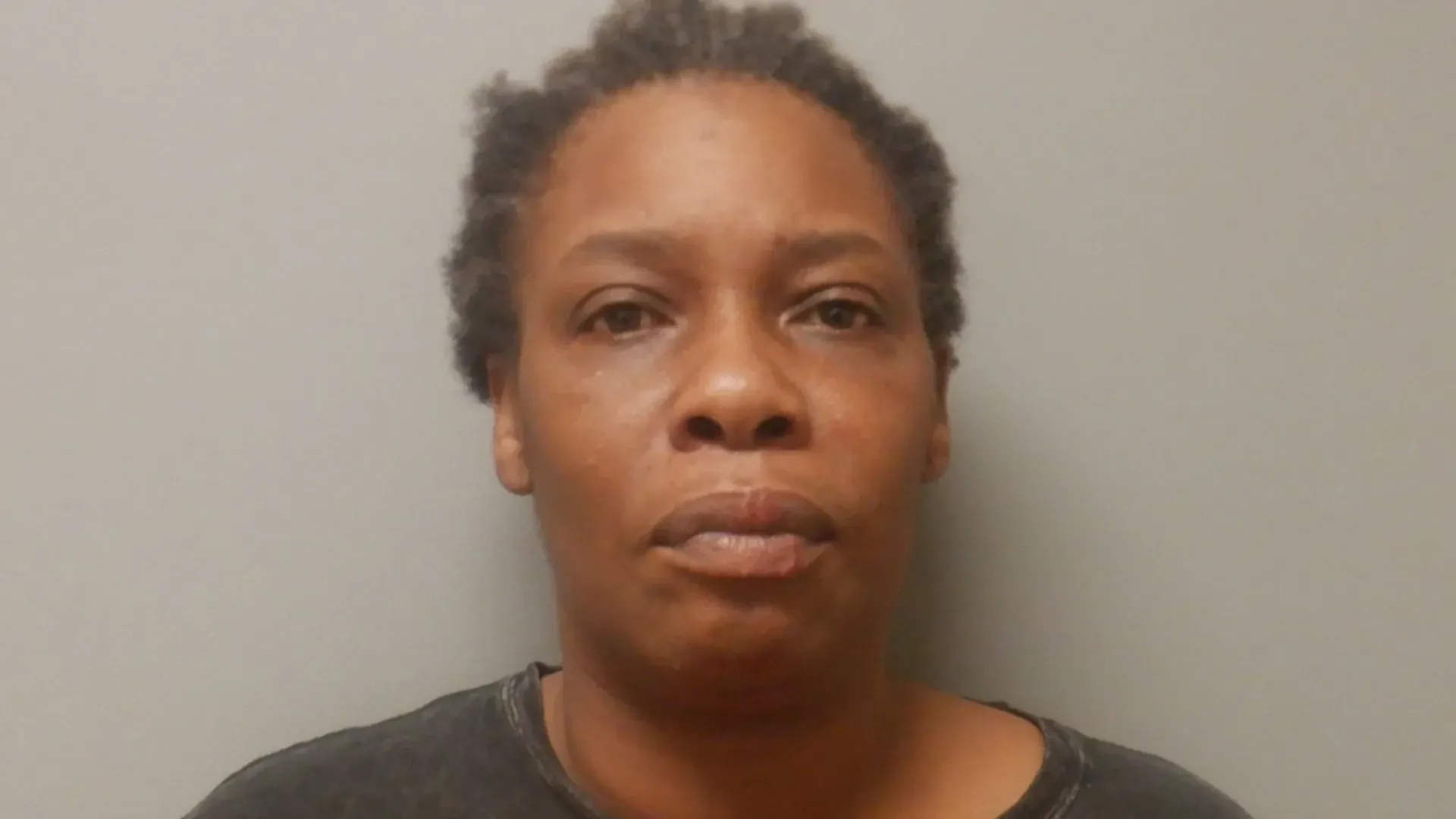 Woman mistakenly pays $20,000 for a 12-hour tour, refuses to return the money!