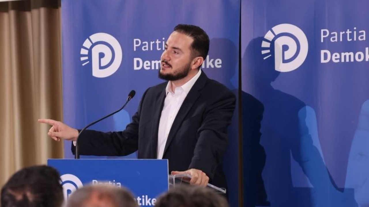 pd-s-mund-te-jete-prone-private-u-la-jashte-gares-per-kryetar-te-partise-salianji-nuk-kerkova-privilegje