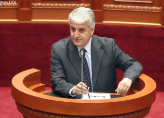 Panedli Majko