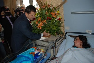 Vangjel Tavo lule per bebet e 100 vjetorit