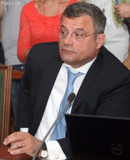 Ministri i Mbrojtjes Arben Imami